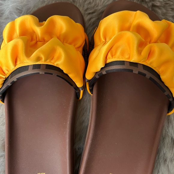 Fendi FEEL satin illusion FF slides - Picture 2 of 13